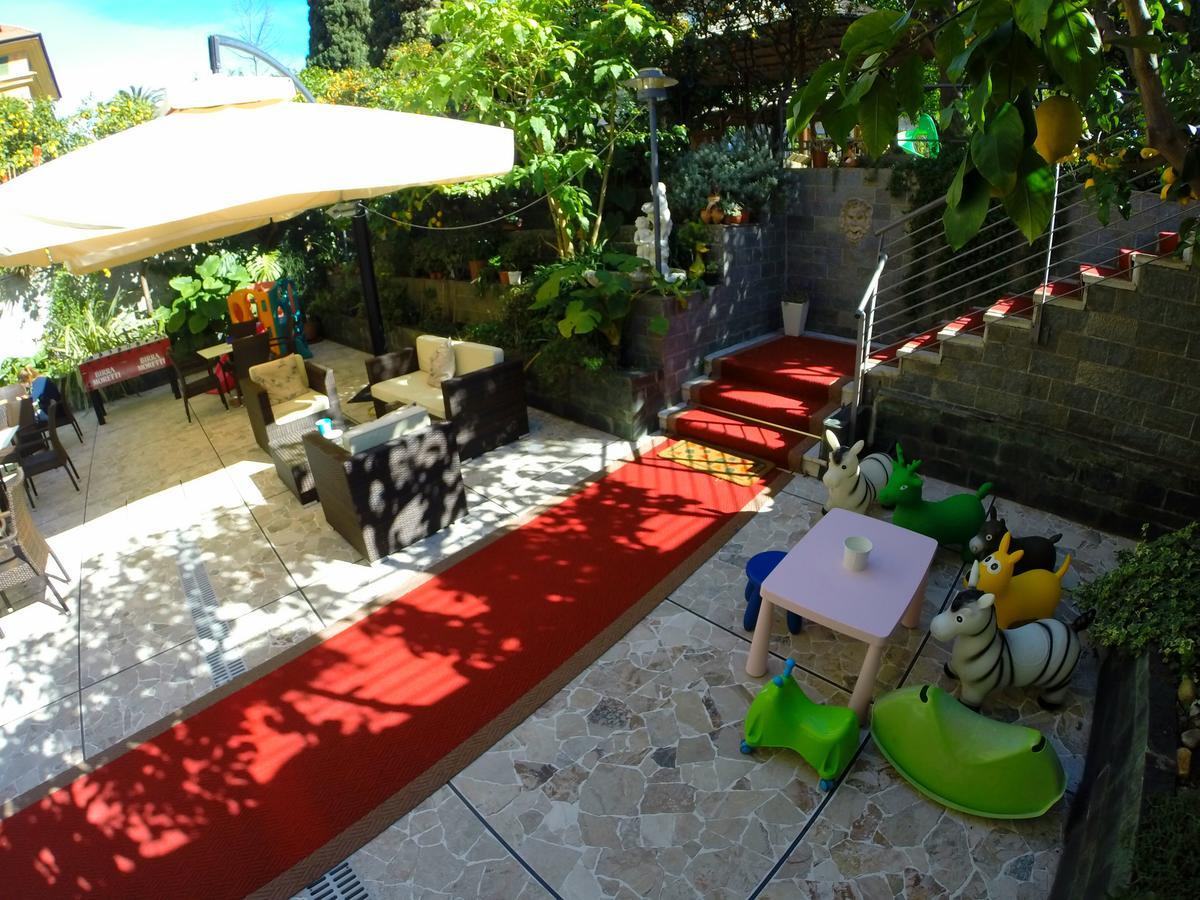 Hotel Villa Delibera Varazze Exterior photo