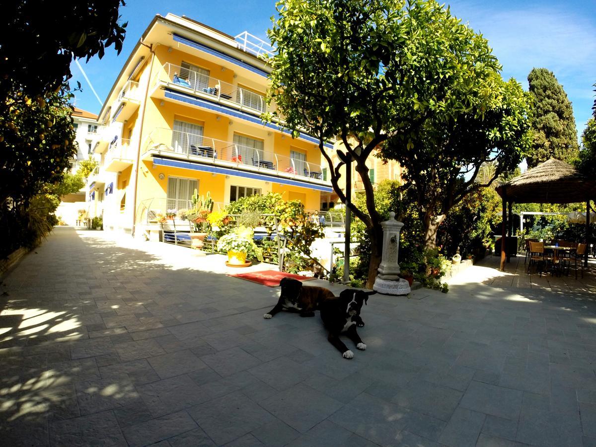 Hotel Villa Delibera Varazze Exterior photo