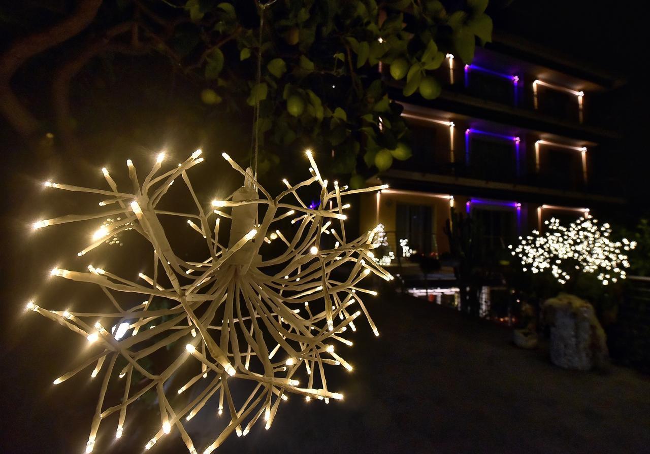 Hotel Villa Delibera Varazze Exterior photo